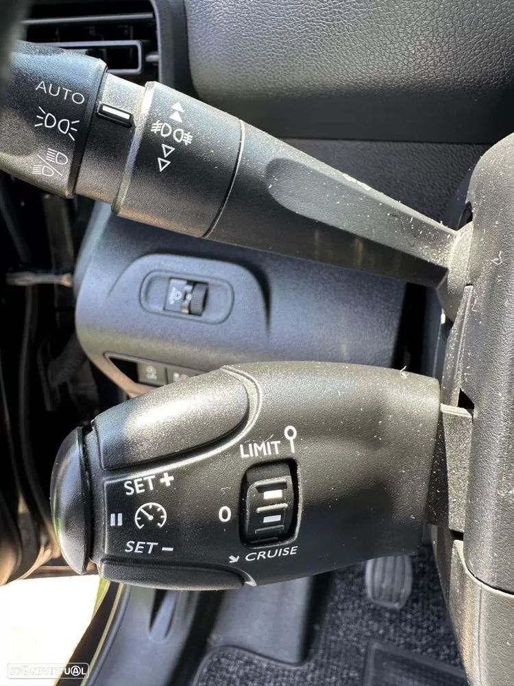 Peugeot partner 1.5 hdi 3 lugares - 35