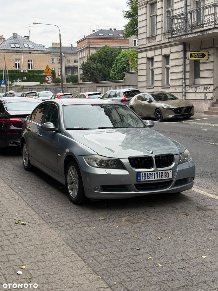 BMW Seria 3 - 1