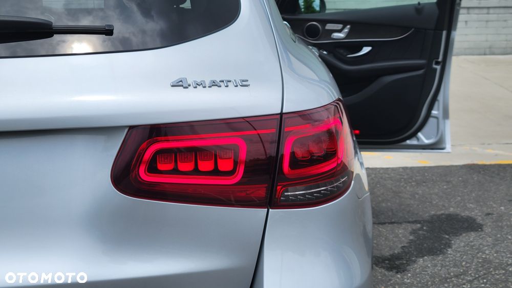 Mercedes-Benz GLC 300 4Matic 9G-TRONIC - 8