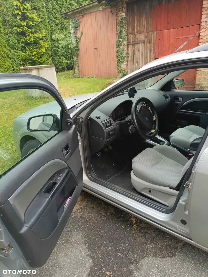 Ford Mondeo Turnier 2.0 TDCi Ghia - 3
