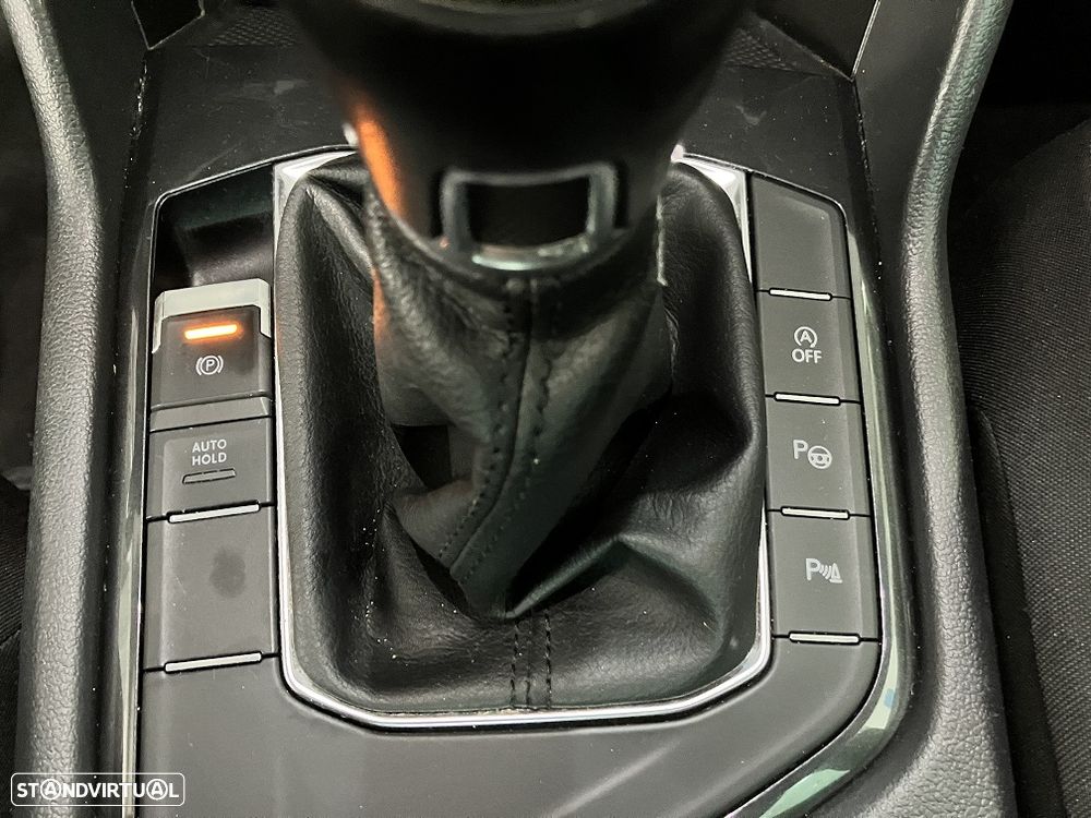 VW Tiguan 1.4 TSI Confortline - 40