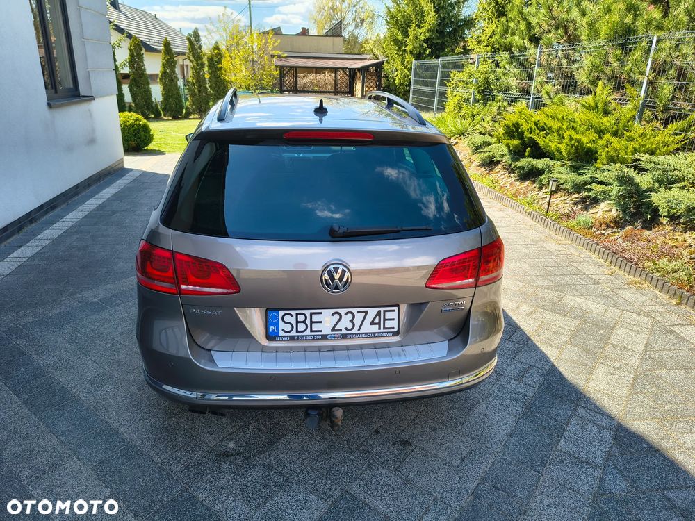 Volkswagen Passat 2.0 TDI BlueMotion Technology Comfortline - 4