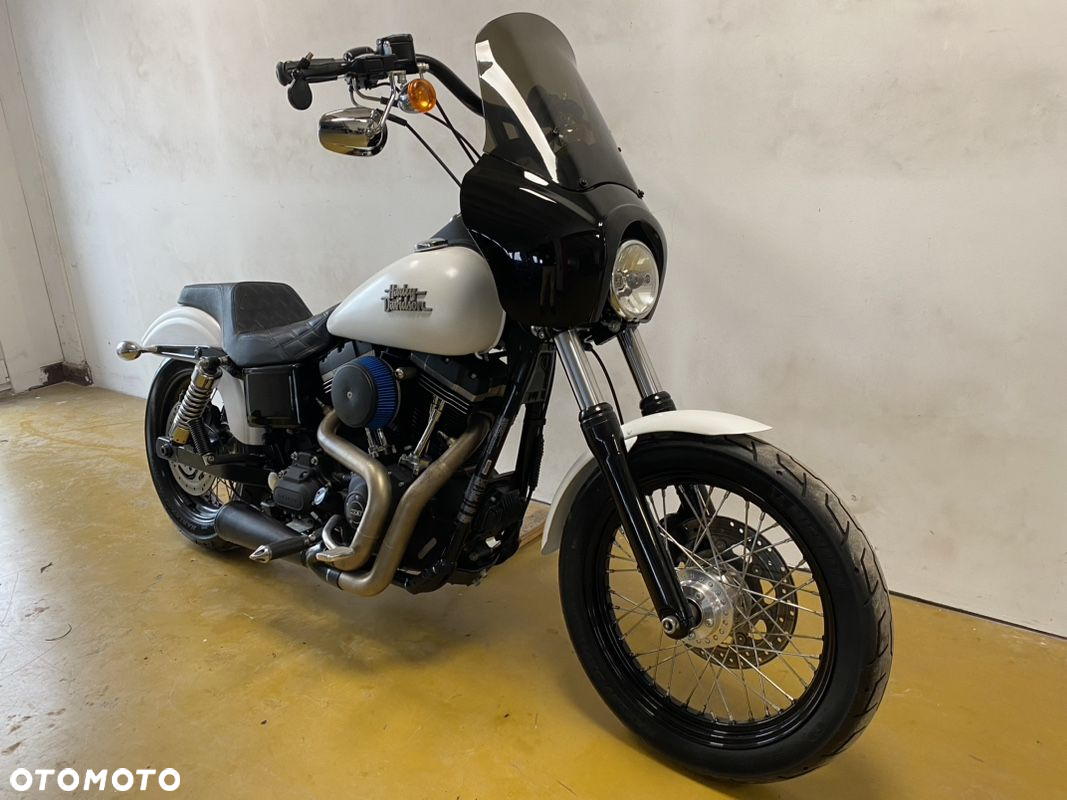 Harley-Davidson Dyna Street Bob - 4
