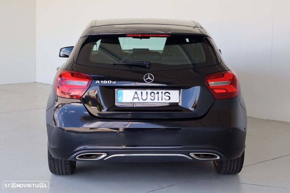 Mercedes-Benz A 180 d Urban - 8