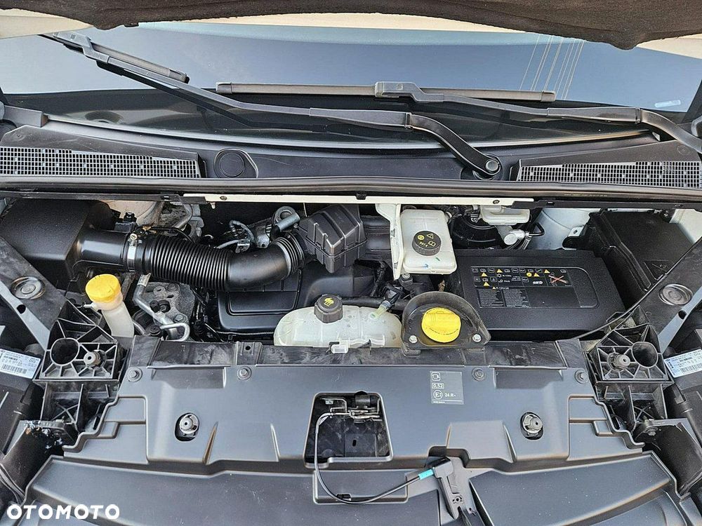 Renault Trafic - 13