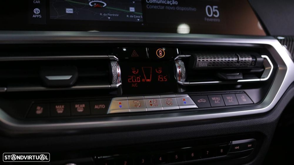 BMW M4 Competition xDrive - 25