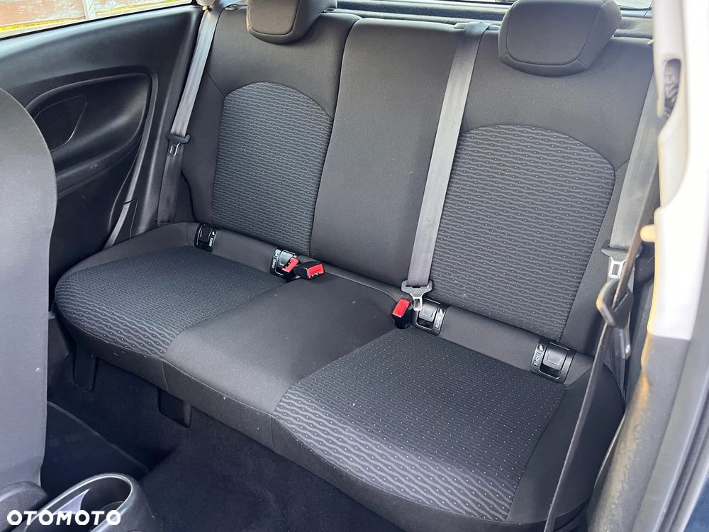 Opel Corsa 1.4 Cosmo - 25