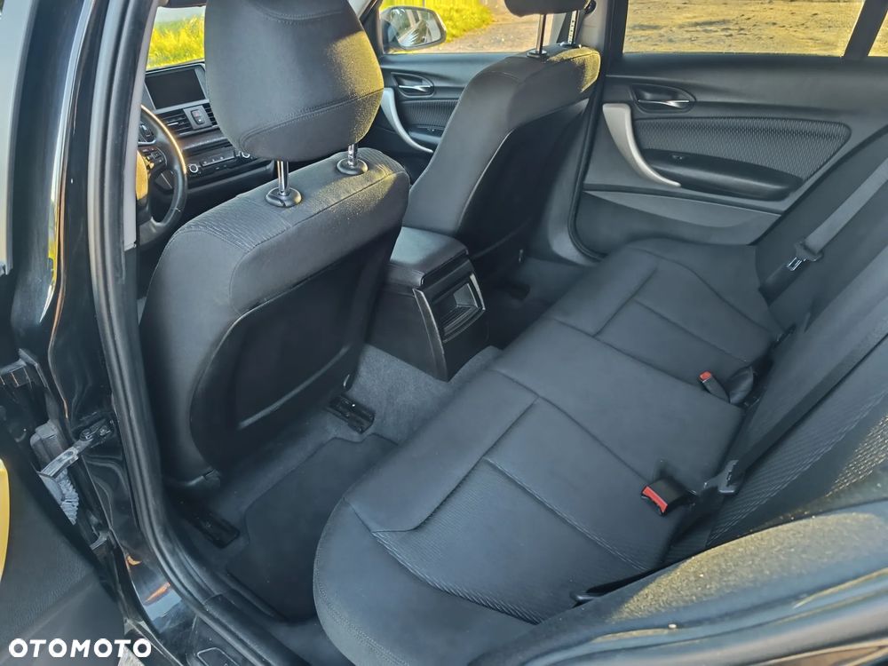 BMW Seria 1 116i - 14