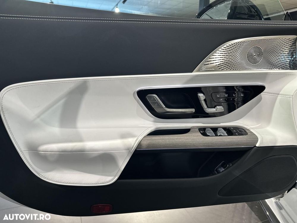 Mercedes-Benz SL 43 AMG - 13