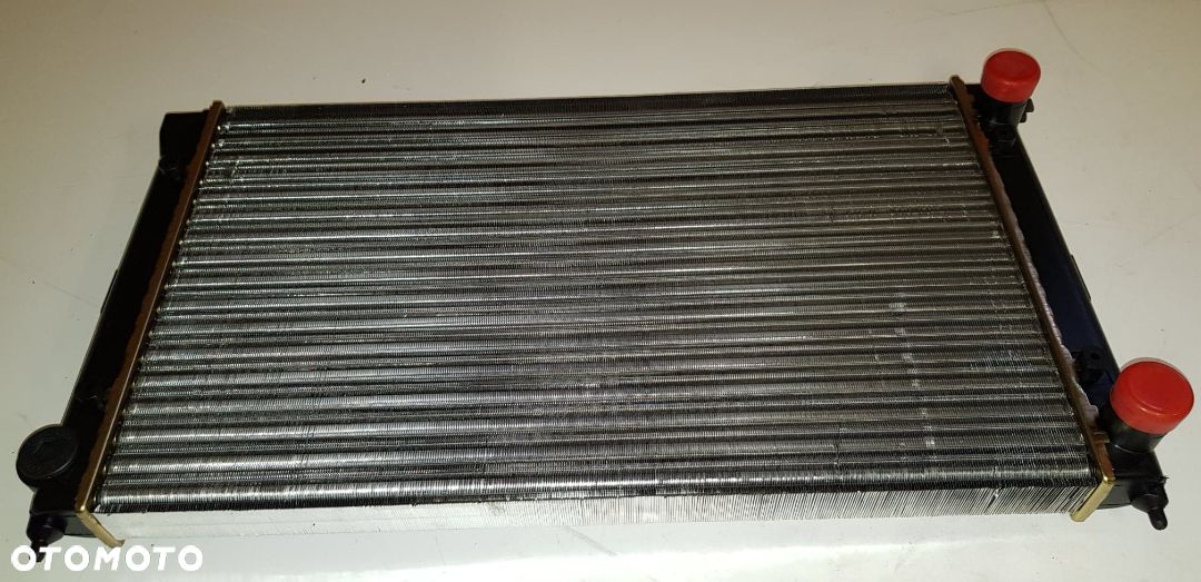 CHLODNICA WODY VW GOLF I 1,5-1,8/ JETTA I 1,6/1,8 / - 1