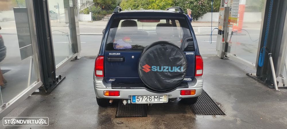 Suzuki Grand Vitara Metal Top 2.0 TDi - 4