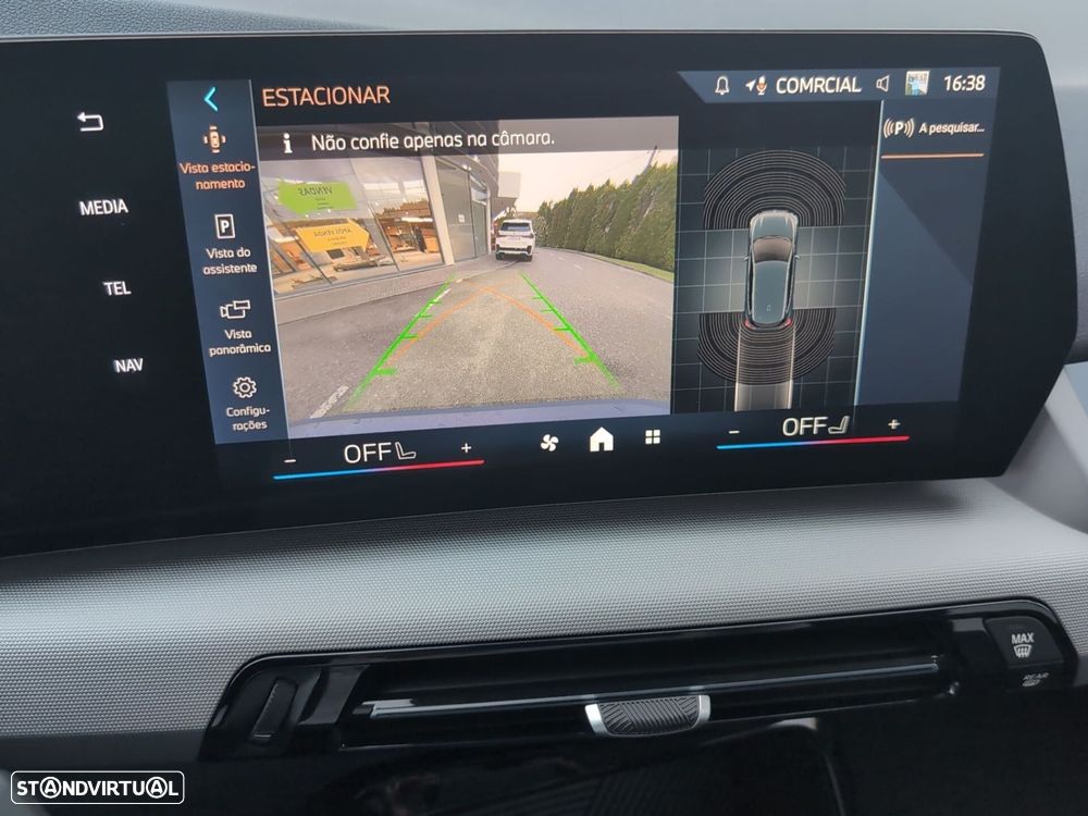 BMW 225xe Active Tourer - 20