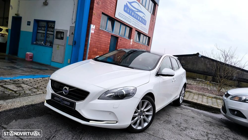 Volvo V40 1.6 D2 Eco Summum - 1