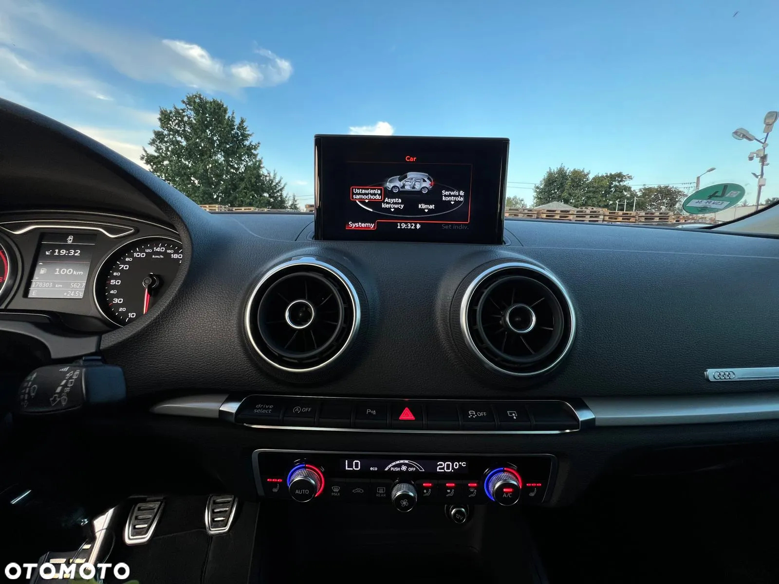 Audi A3 2.0 TDI Ambiente - 33