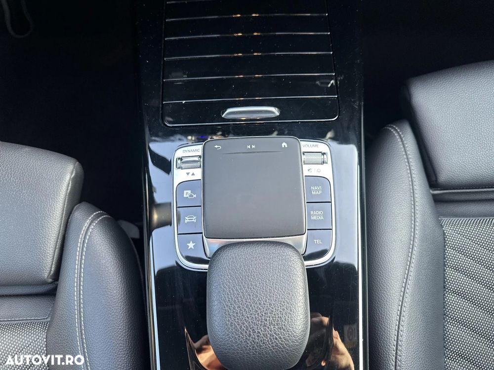 Mercedes-Benz A 200 7G-DCT - 19