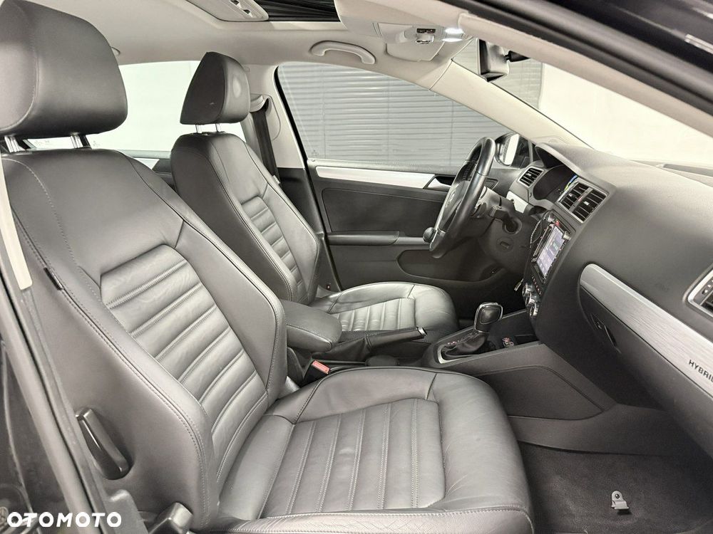 Volkswagen Jetta - 18