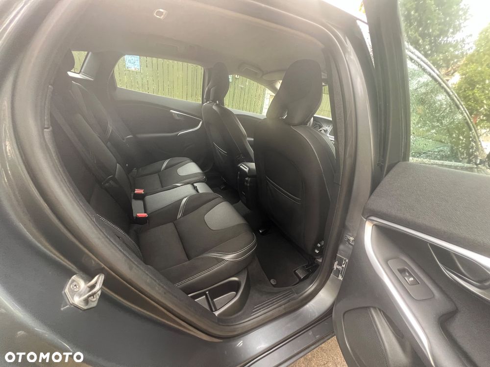 Volvo V40 D2 Kinetic - 8