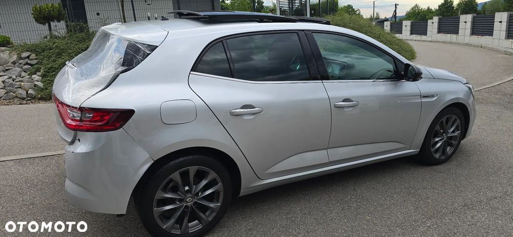 Renault Megane ENERGY dCi 110 EDC BOSE EDITION - 16