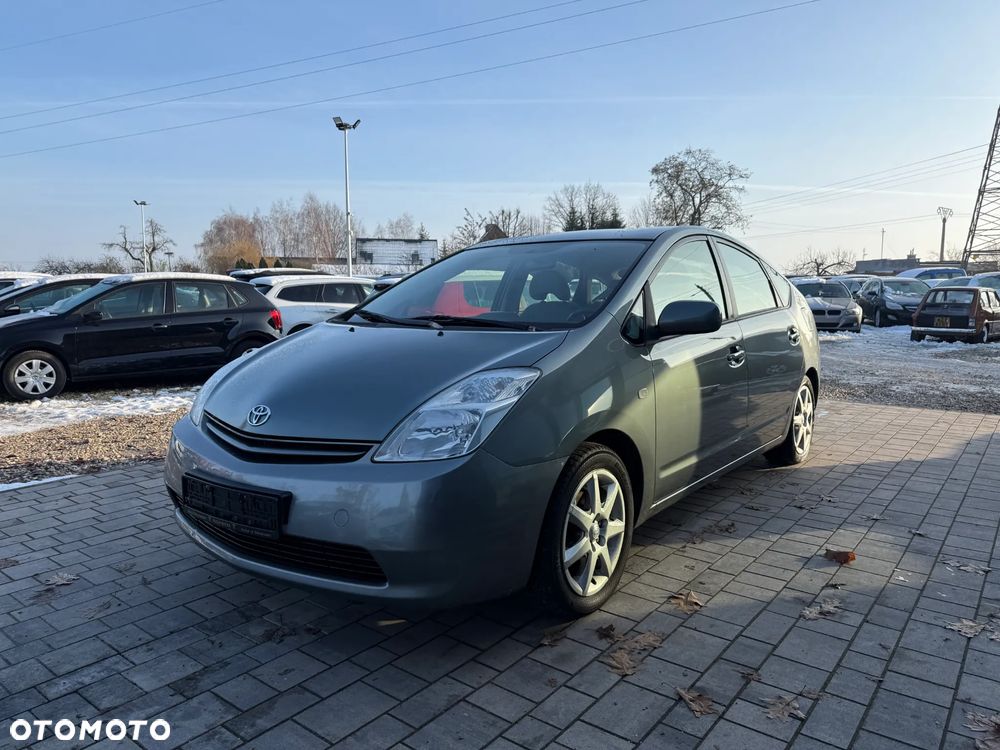 Toyota Prius 1.5 VVT-i Prestige - 11