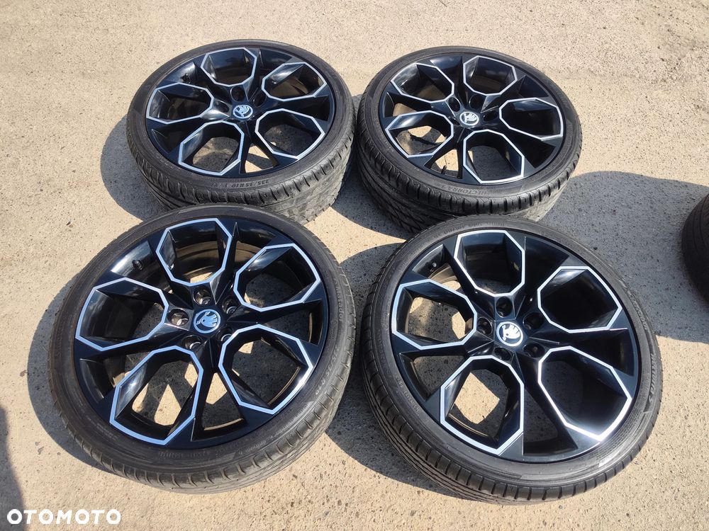 5x112 Felgi Aluminiowe Alufelgi Oryginalne 19 Koła Letnie Lato Skoda Octavia 5E 5E0 RS VRS 3 III 4 IV 2 II SUPERB SEAT Cupra Leon FR TOLEDO ALTEA EXEO AUDI A3 8V 8P A4 B5 B6 B7 A6 C5 A4 VW Passat Golf 6 7 GTI GTD Touran CADDY JETTA Legnica ALU-RAD 235/35 25r. 6,5mm - 1