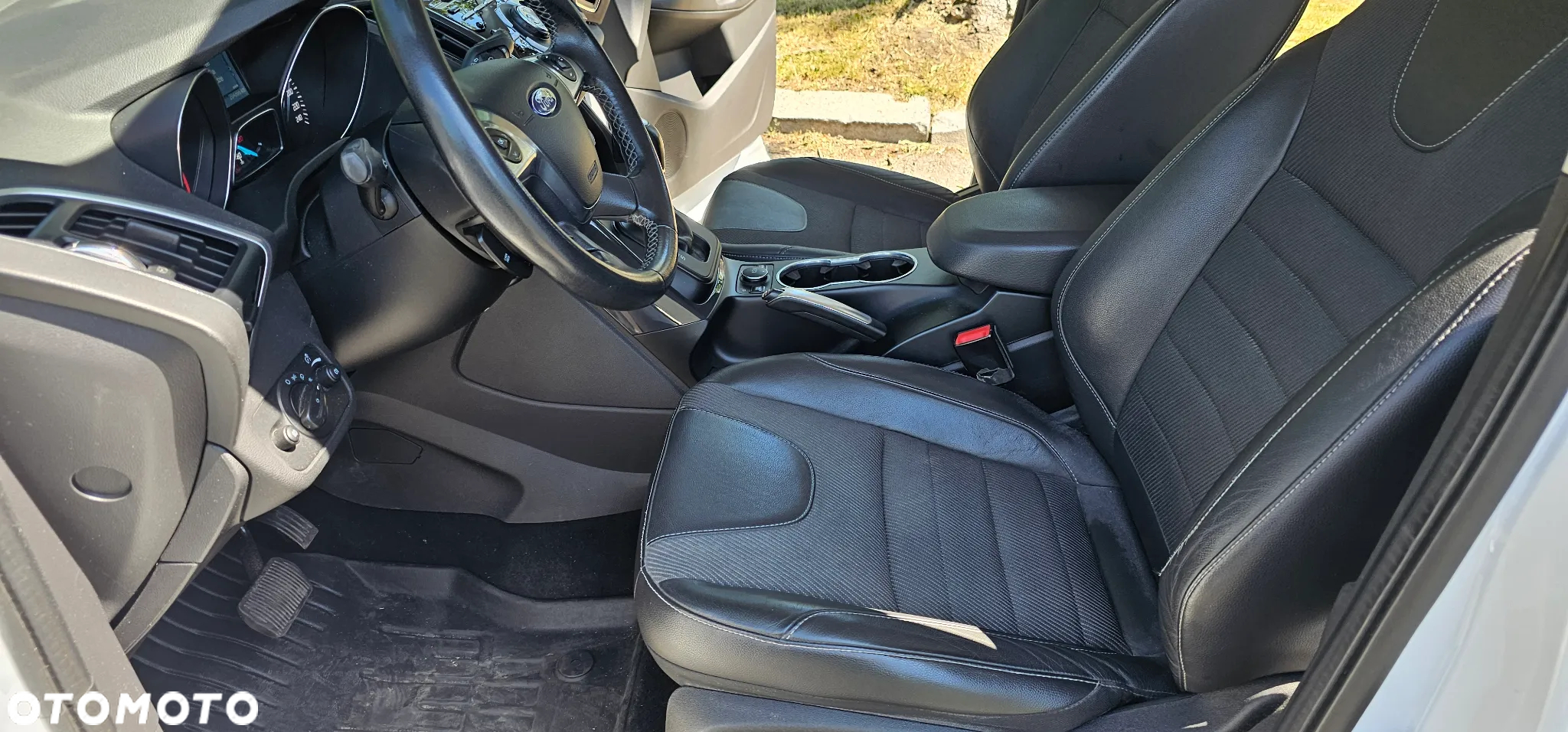 Ford Kuga 2.0 TDCi 4WD Titanium Plus - 7