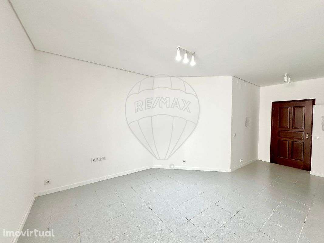 Apartamento T0 para venda - Grande imagem: 2/11