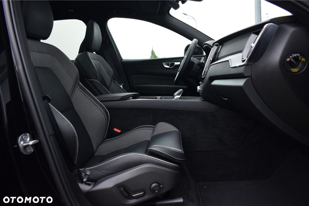 Volvo XC 60 - 23