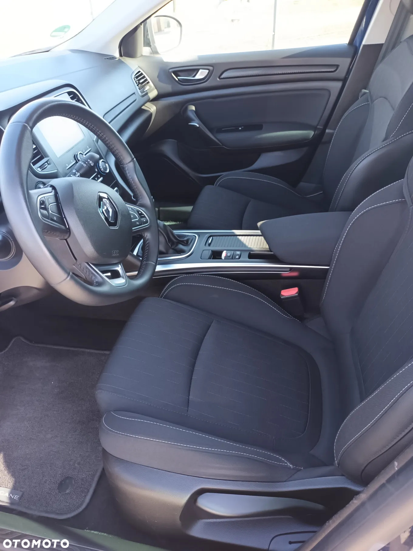 Renault Megane 1.3 TCe FAP Limited - 8
