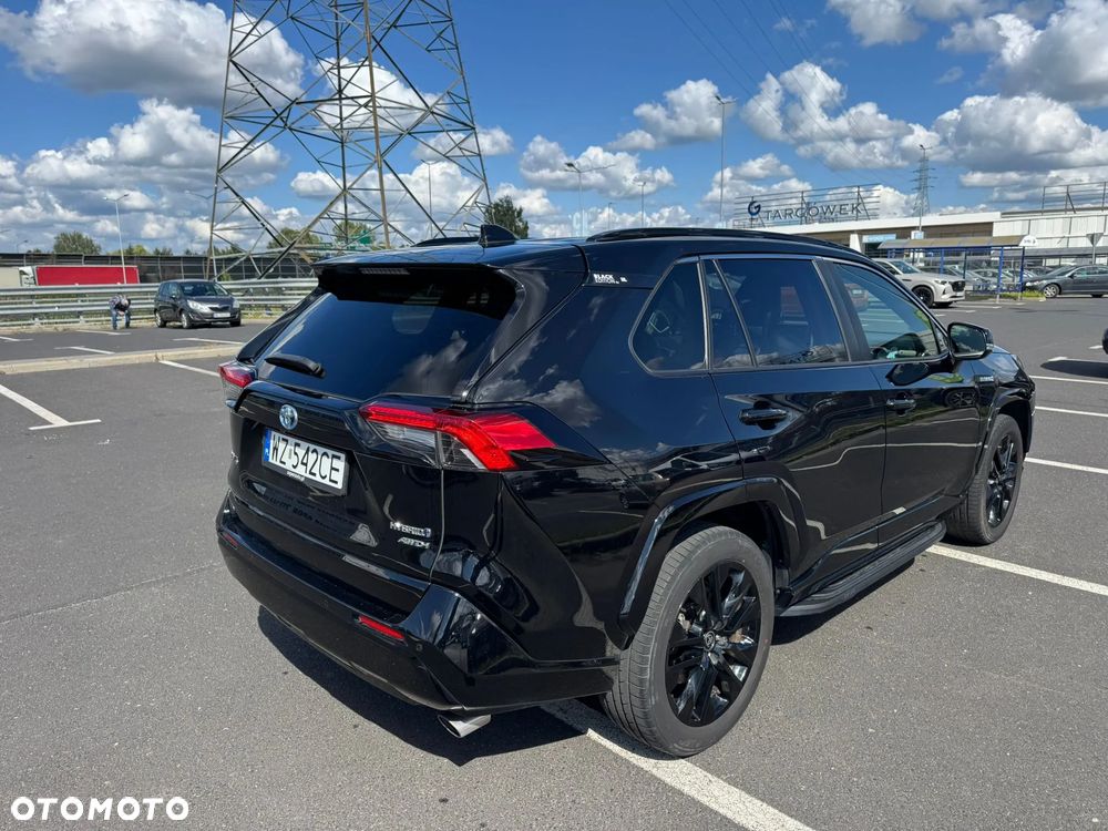 Toyota RAV4 2.5 Hybrid Black Edition by JBL 4x4 - 2