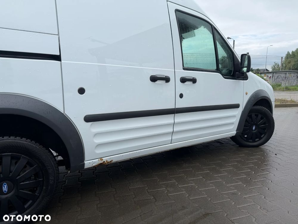 Ford Transit Connect - 8