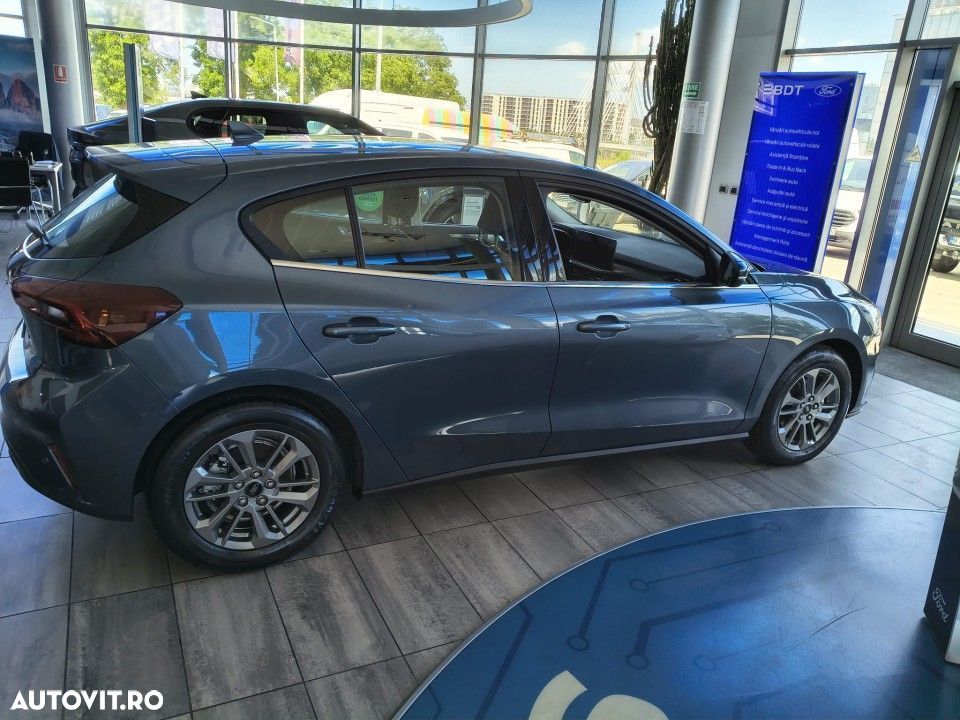 Ford Focus 1.0 EcoBoost 7DCT MHEV Titanium - 4