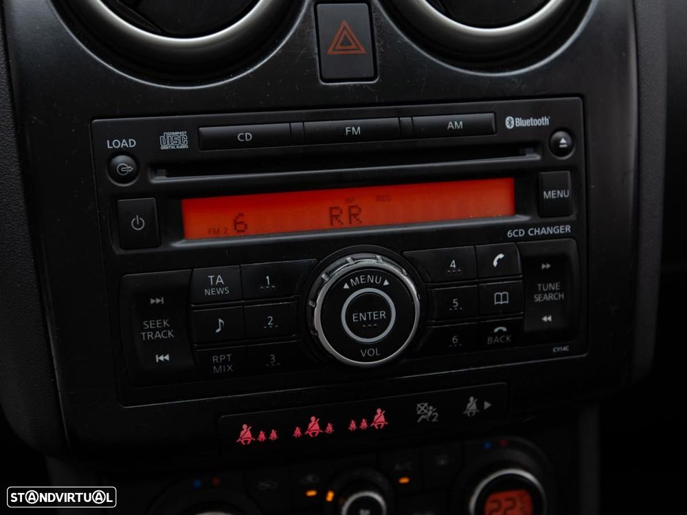 Nissan Qashqai - 15