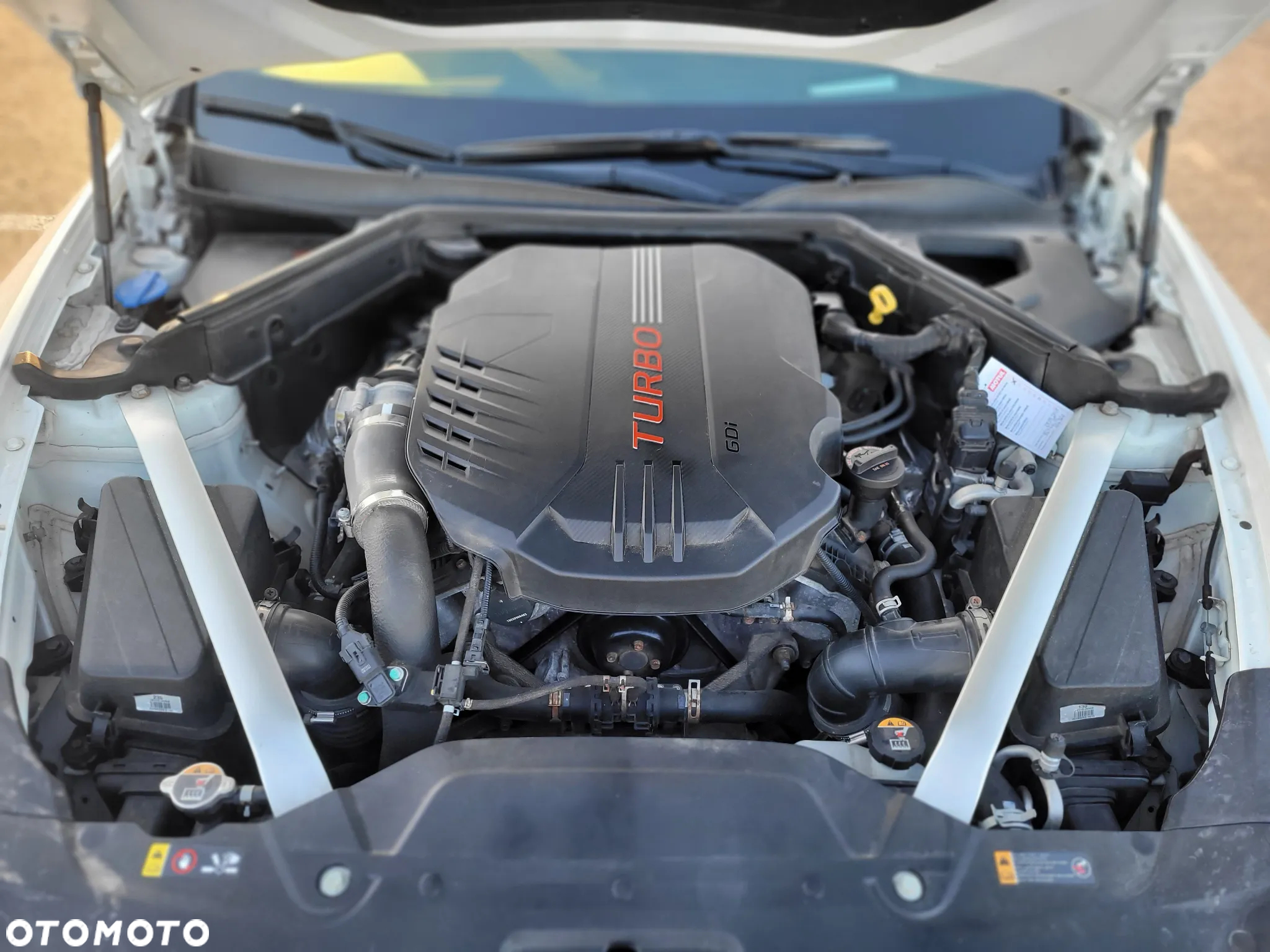 Kia Stinger 3.3 T-GDI V6 GT AWD - 25