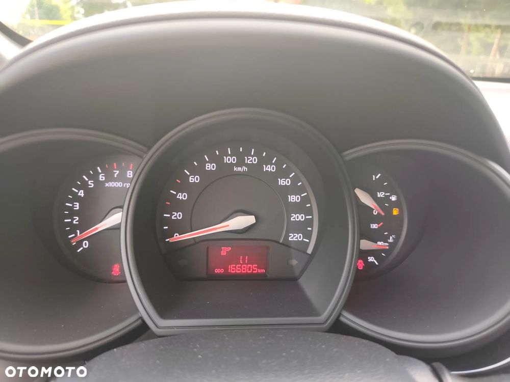 Kia Rio 1.4 M - 14