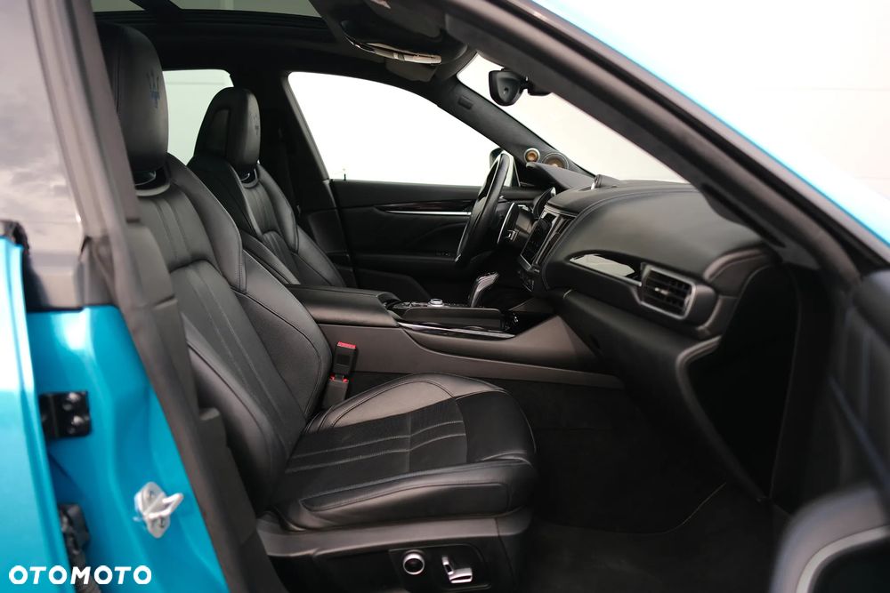 Maserati Levante - 21
