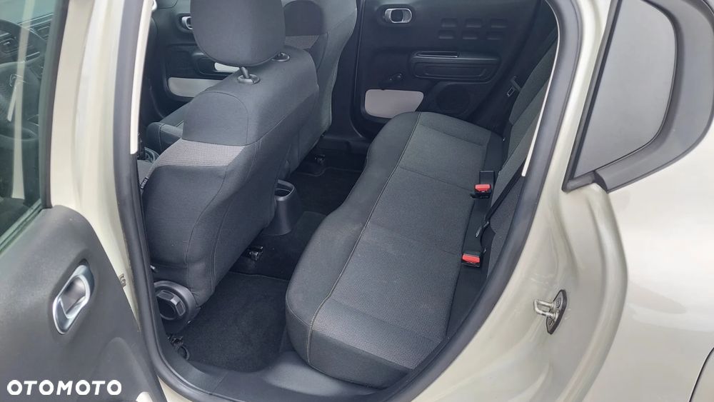 Citroën C3 Pure Tech 110 S&S SHINE - 17