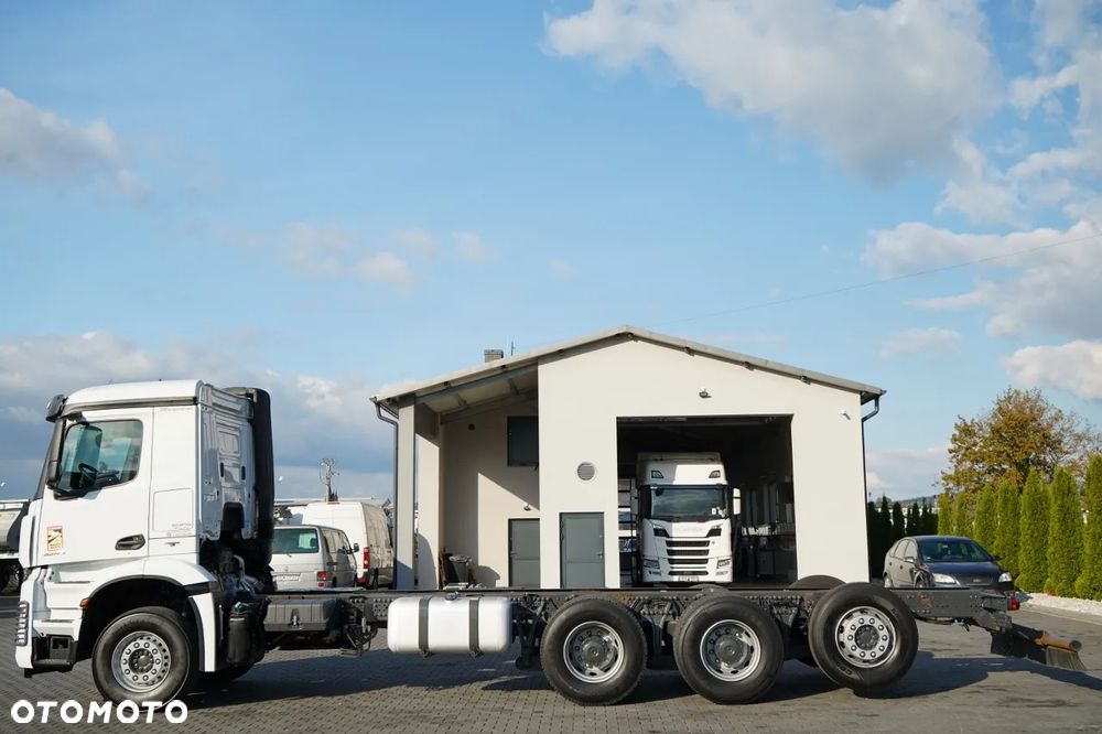 Mercedes-Benz AROCS 3248 / 8X4 / TRIDEM / RAMA POD ZABUDOWE 8 M / OŚ SKRETNA I PODNOSZONA / RETARDER - 5