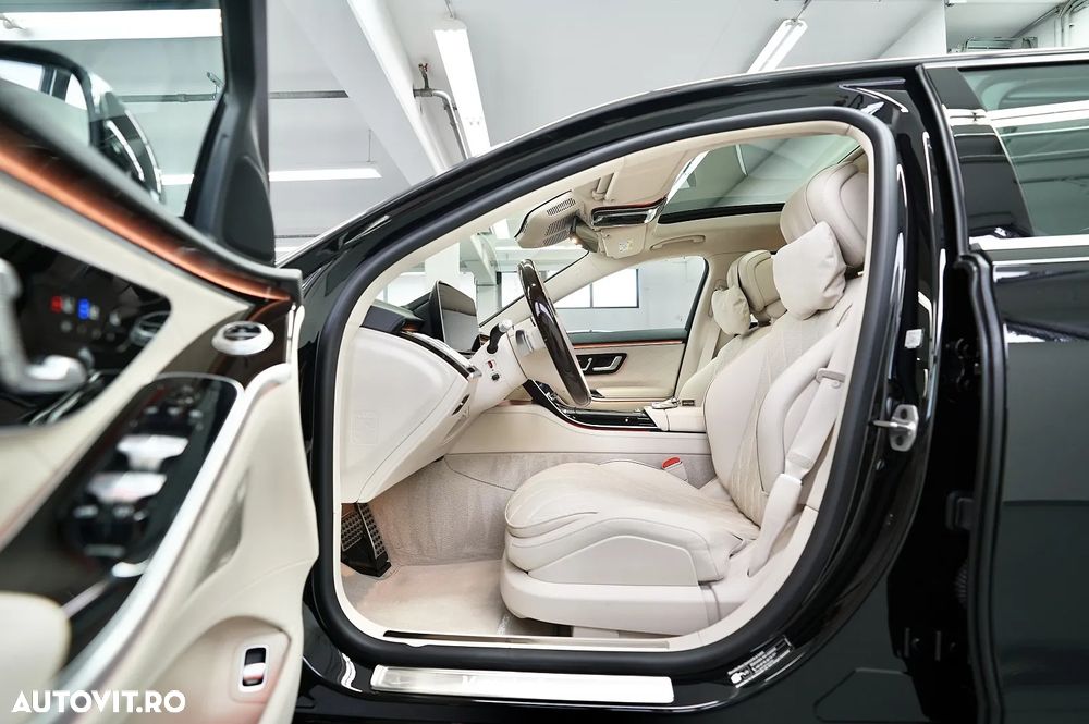 Mercedes-Benz S 580 4MATIC MHEV Long Aut. - 31