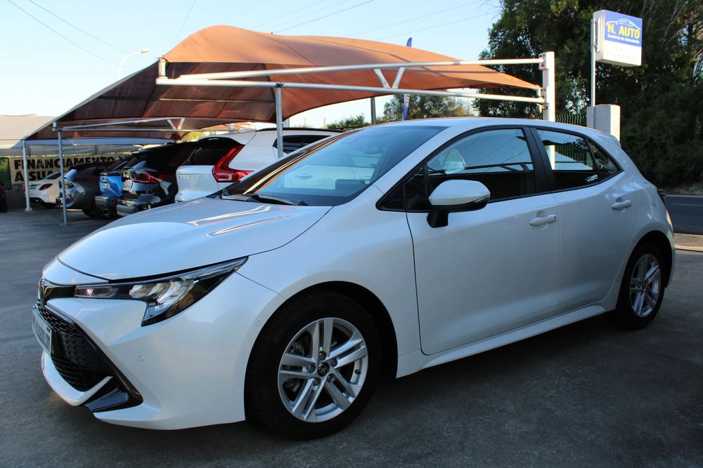 Toyota Corolla 1.8 Hybrid Exclusive