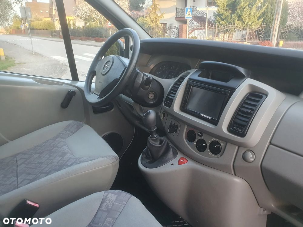 Opel Vivaro - 20