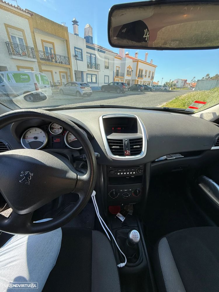 Peugeot 207 1.4 HDi Trendy - 11