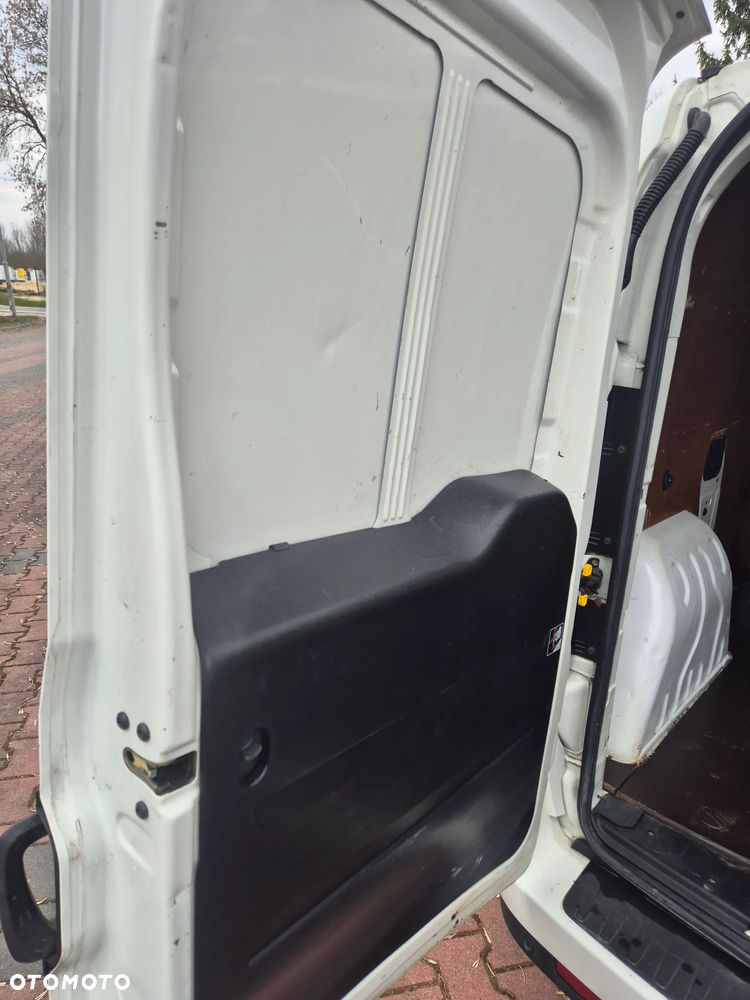 Fiat Doblo - 12