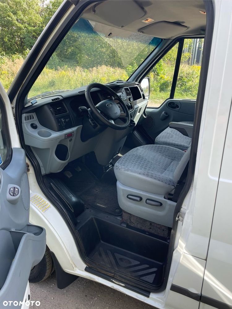 Ford Transit - 15