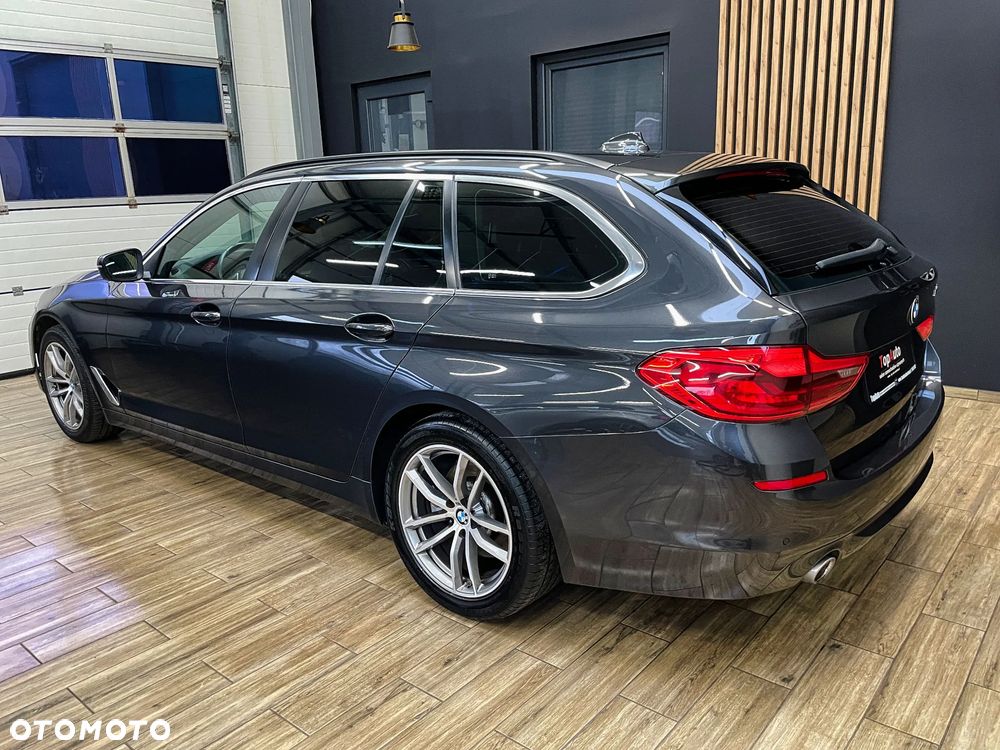 BMW Seria 5 520d - 11