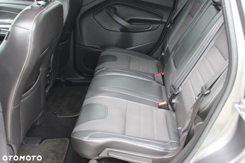 Ford Kuga 2.0 TDCi 4x4 Titanium - 24