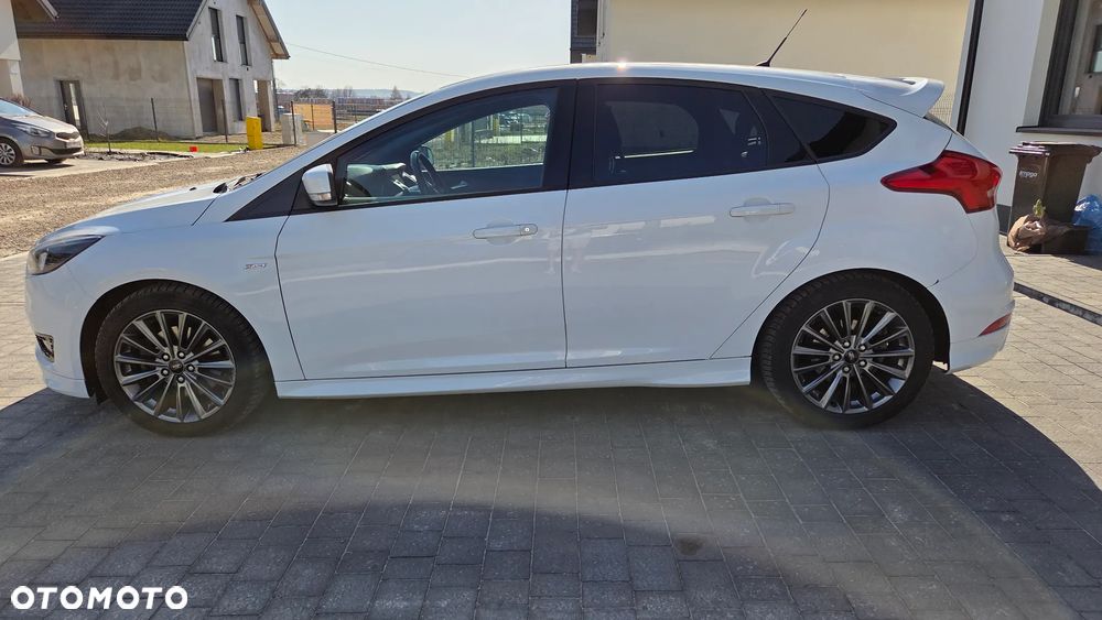 Ford Focus - 5