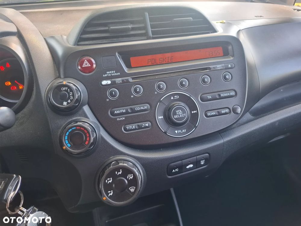 Honda Jazz 1.2 Base - 12