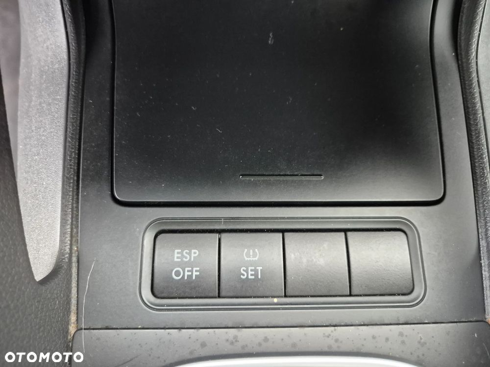 Volkswagen Golf 2.0 TDI DPF Trendline - 37