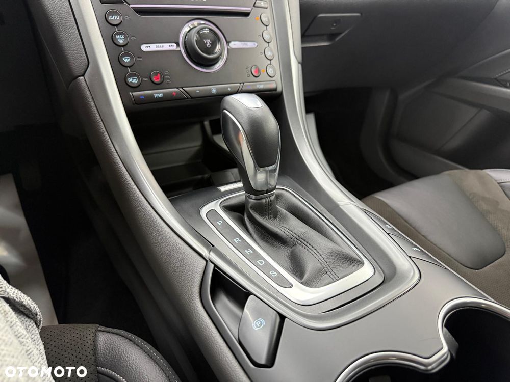 Ford Mondeo 2.0 TDCi Titanium 4WD PowerShift - 21