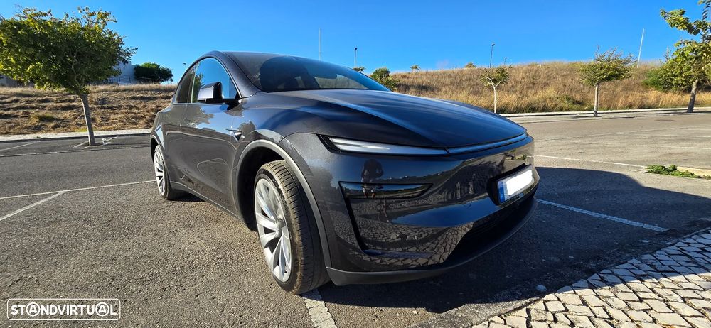 Tesla Model Y Long Range Tração Traseira - 1